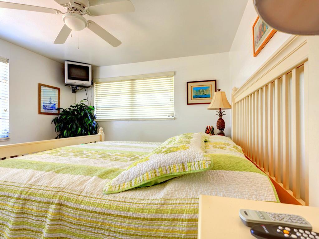 Aloha Kai 50 By Vacation Rental Pros Siesta Key Room photo