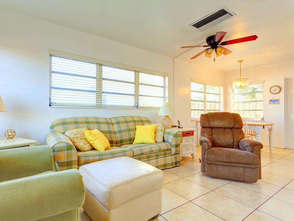 Aloha Kai 50 By Vacation Rental Pros Siesta Key Room photo